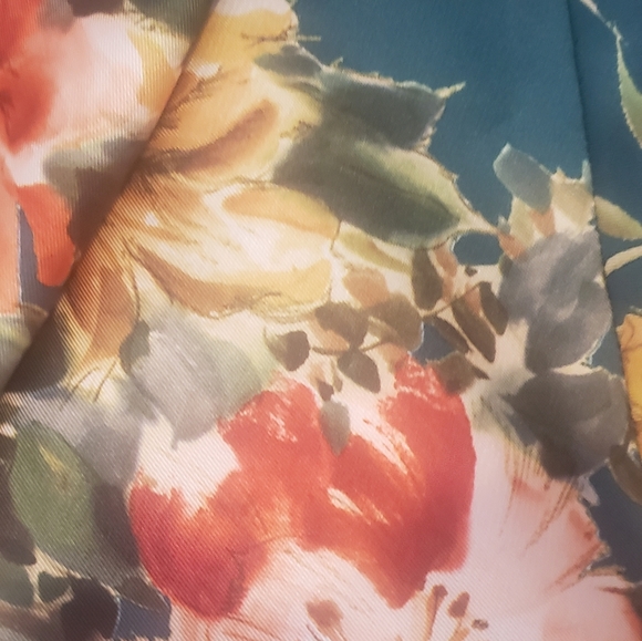 Beautiful floral jumpsuit - Picture 2 of 2